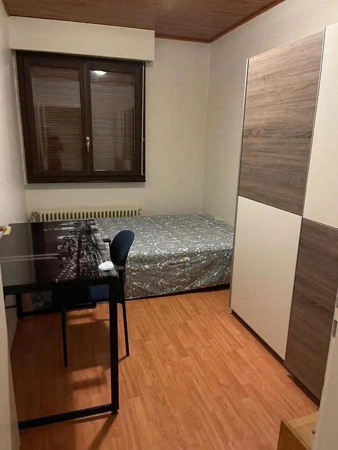 דירה ז'נבה 5 Rooms In The Same House